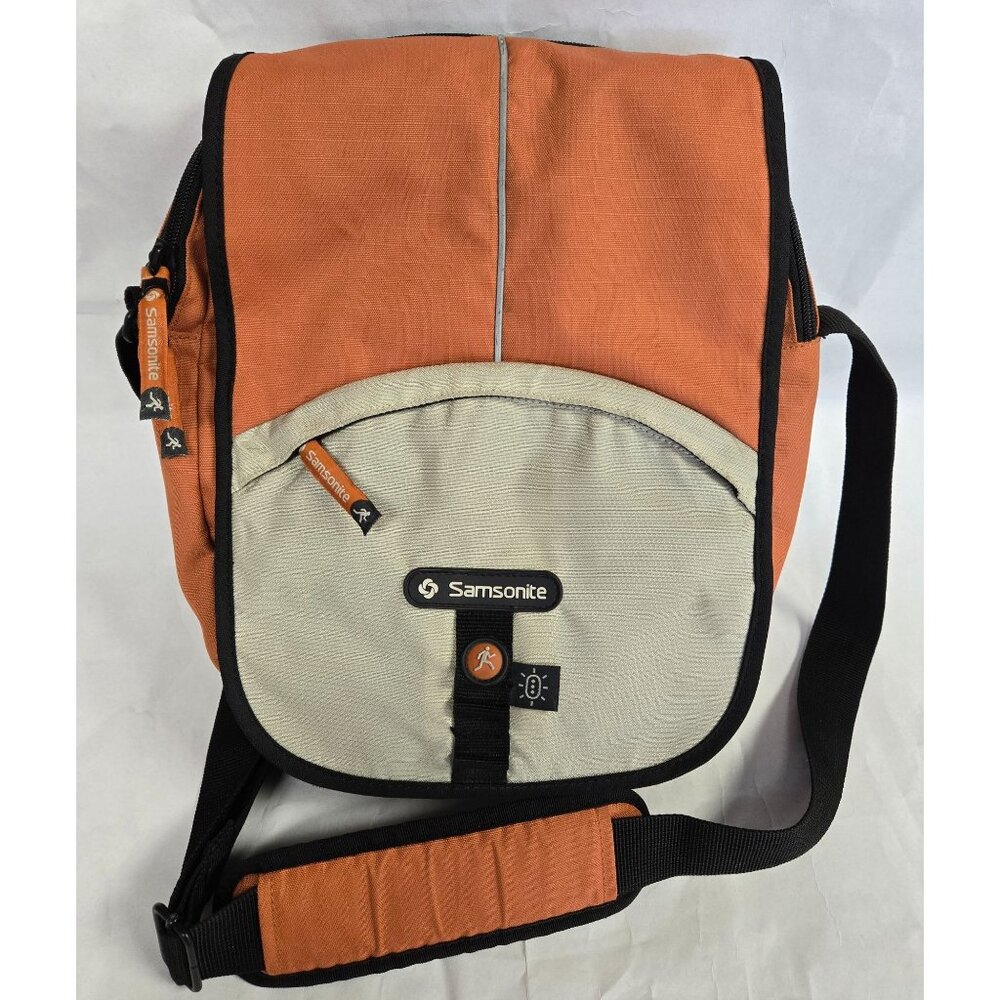 Samsonite Mobile Messenger Laptop Bag